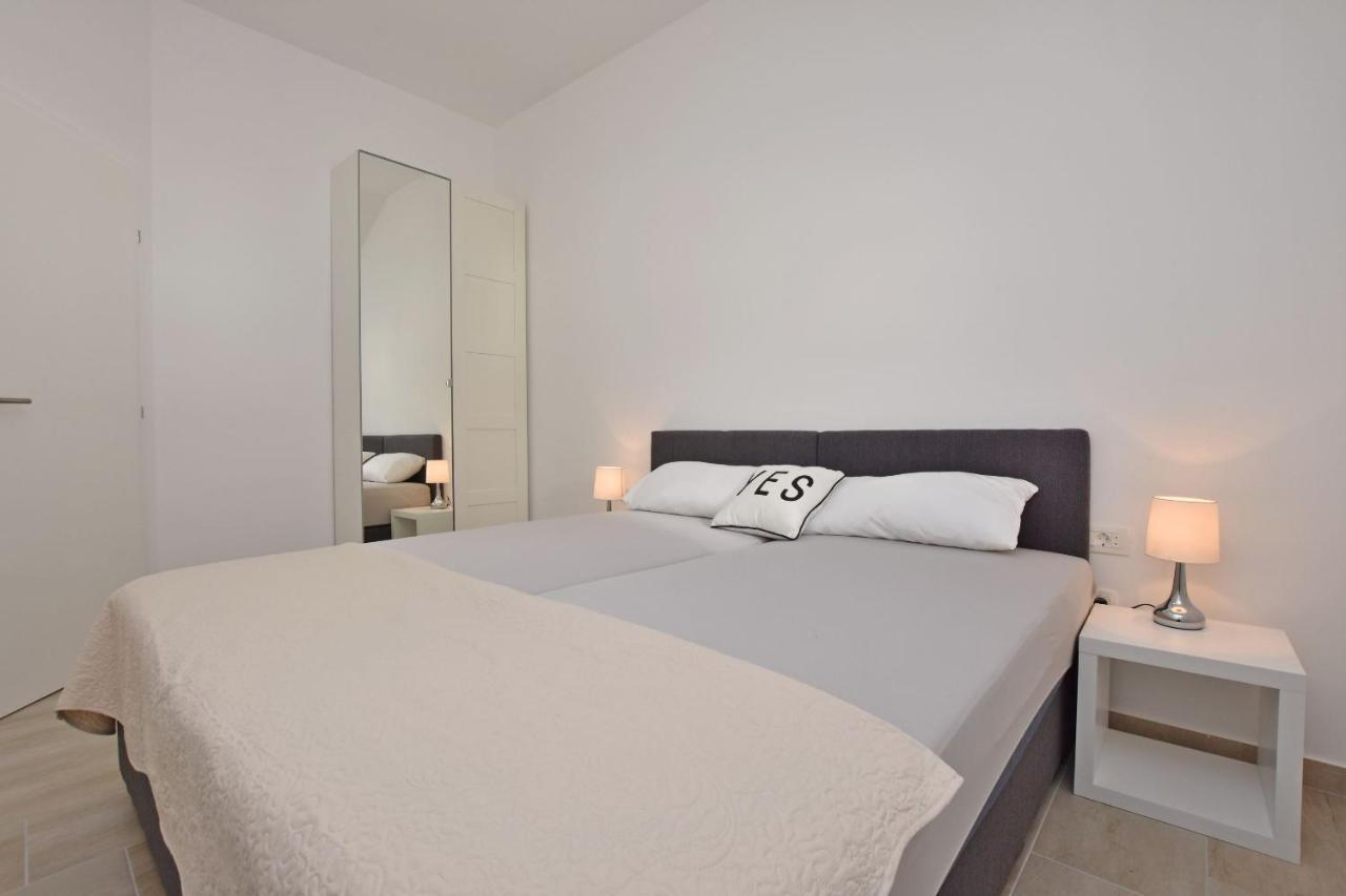 Apartments Danolic Pisak Esterno foto