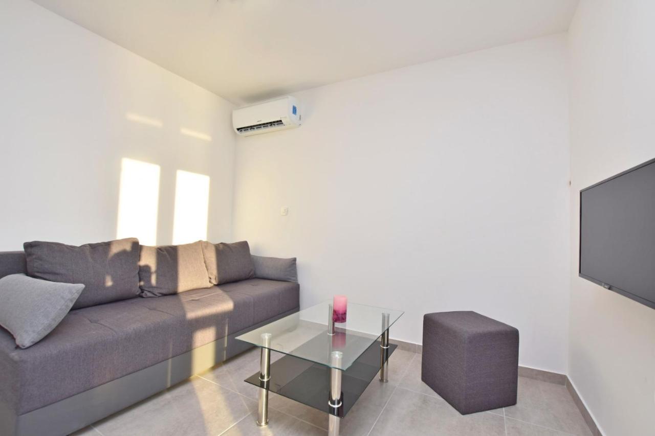 Apartments Danolic Pisak Esterno foto