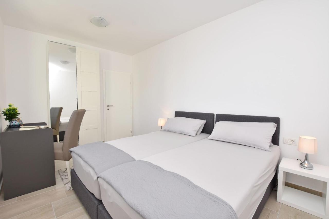 Apartments Danolic Pisak Esterno foto